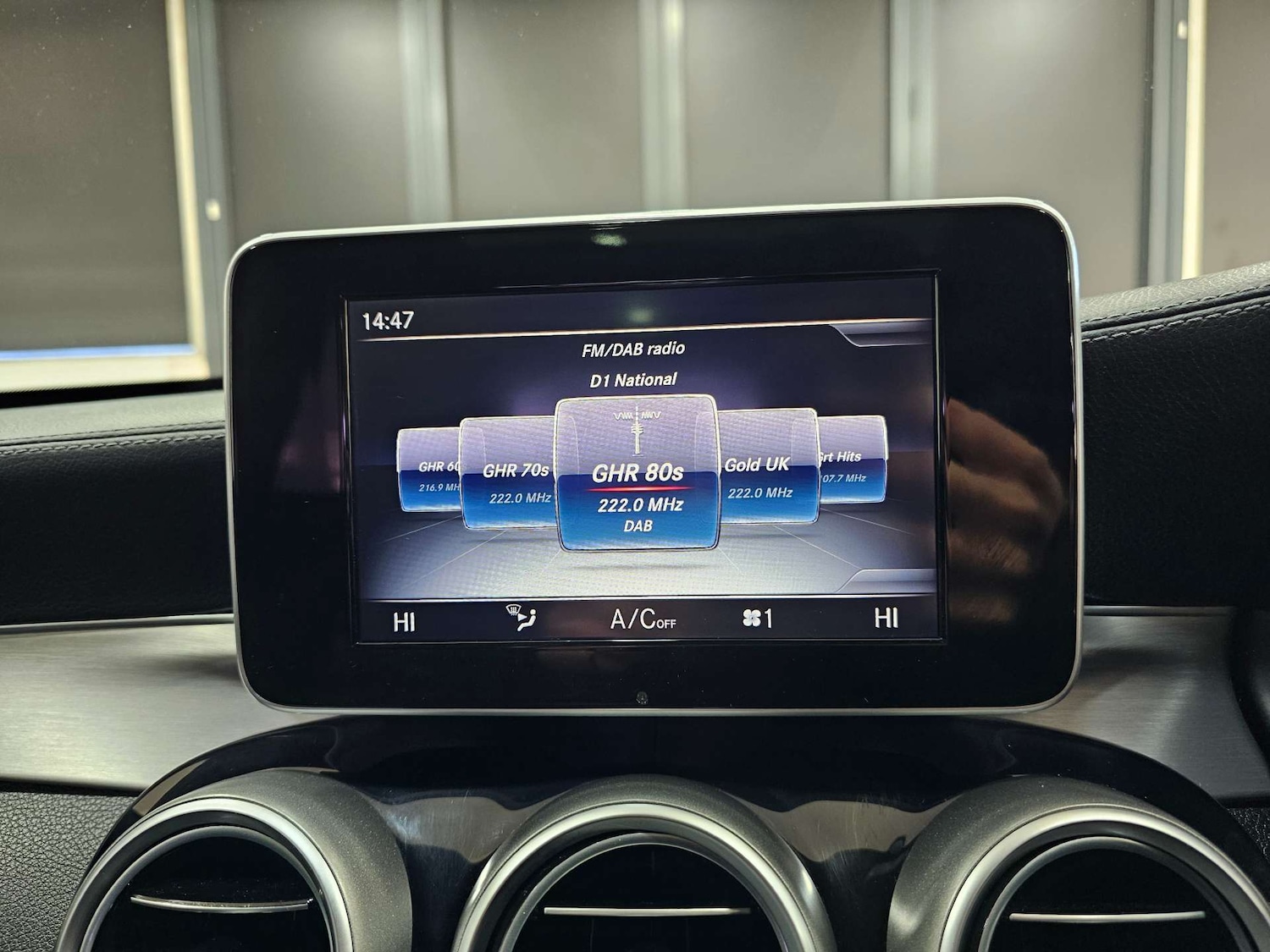 Used Mercedes-Benz C Class 2015 for sale - 76972403: Photo 67