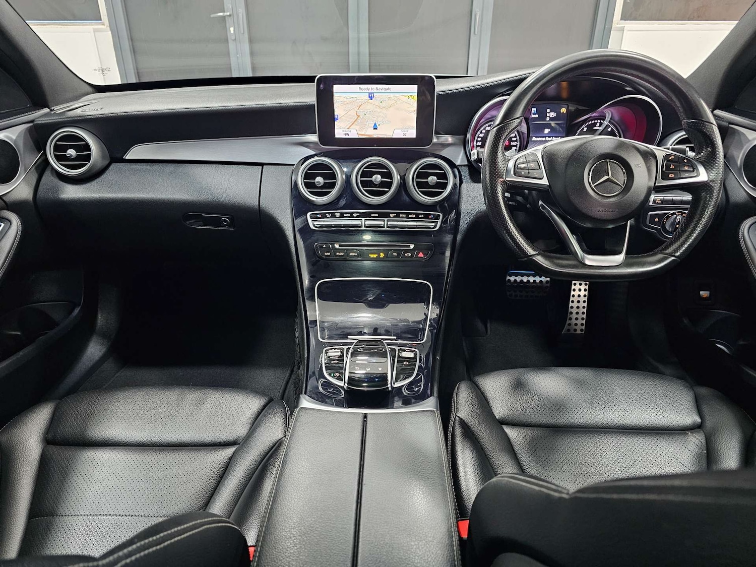 Used Mercedes-Benz C Class 2015 for sale - 76972403: Photo 81