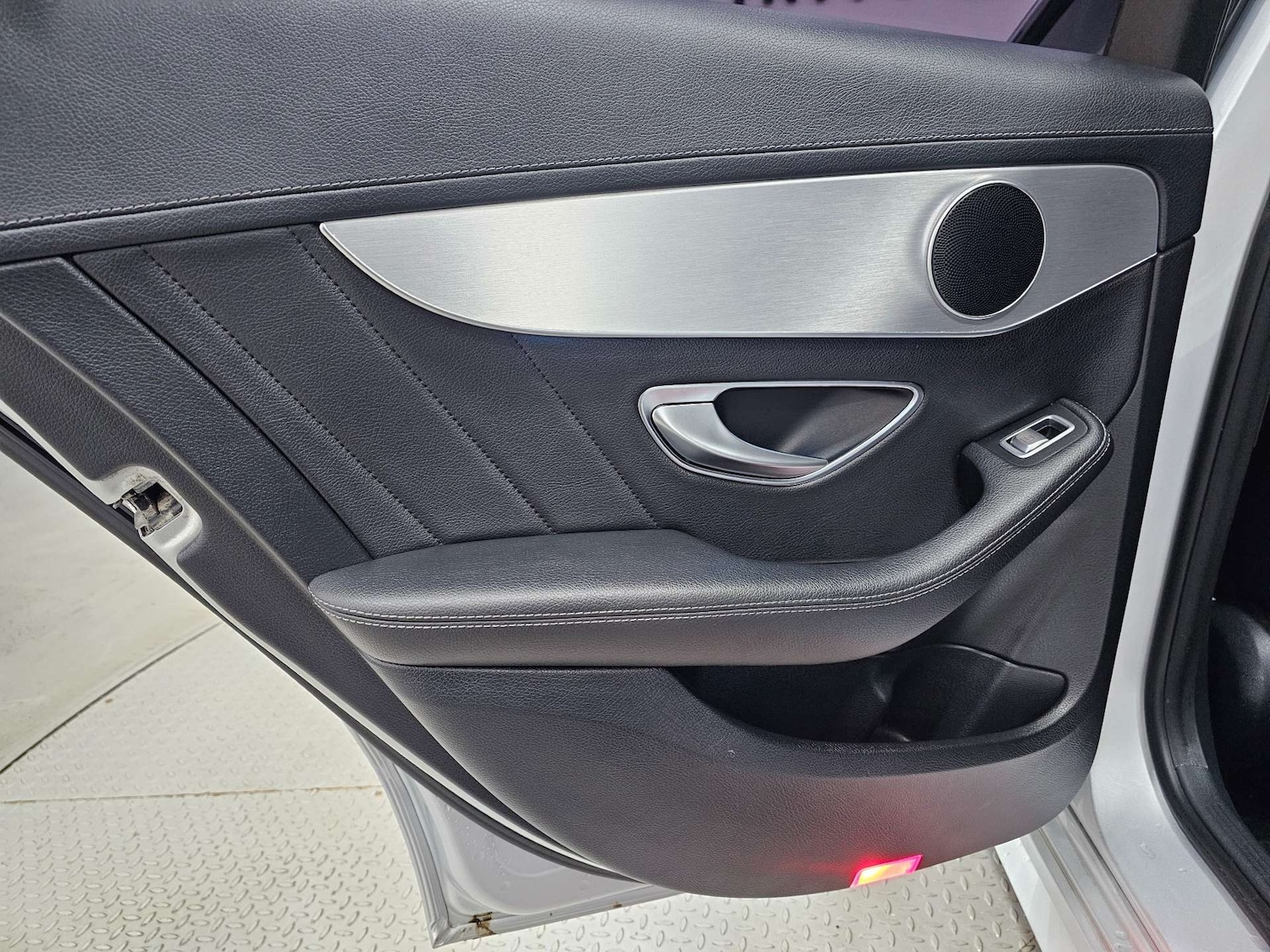 Used Mercedes-Benz C Class 2015 for sale - 76972403: Photo 86