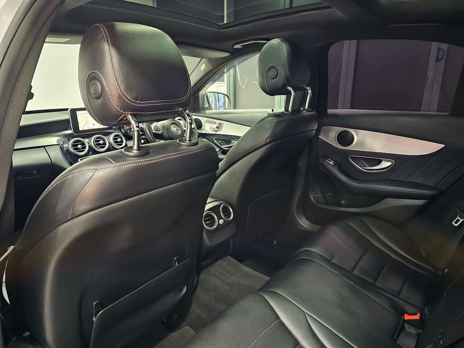 Used Mercedes-Benz C Class 2015 for sale - 76972403: Photo 88