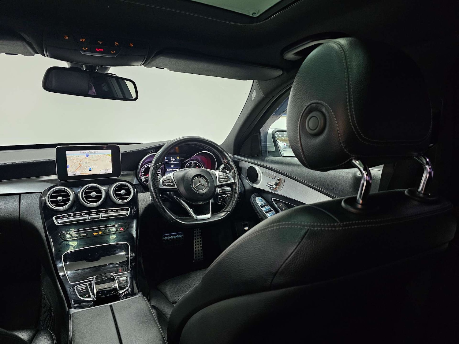 Used Mercedes-Benz C Class 2015 for sale - 76972403: Photo 97