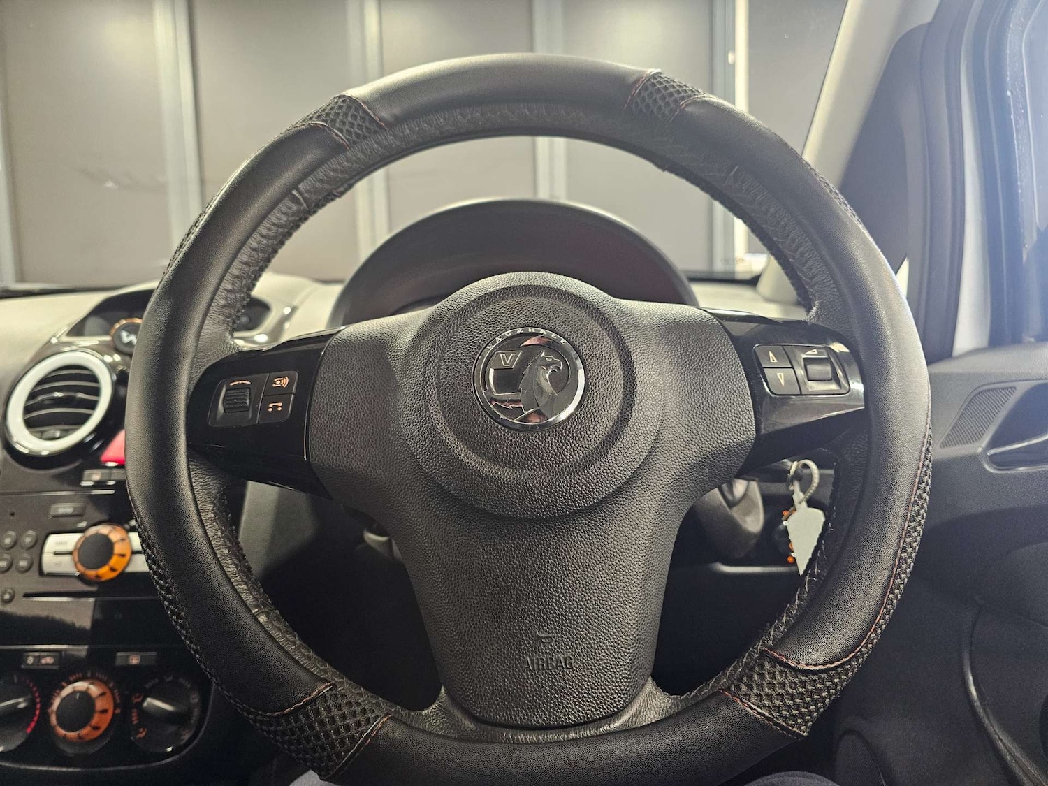 Used Vauxhall Corsa 2013 for sale - 77053038: Photo 13