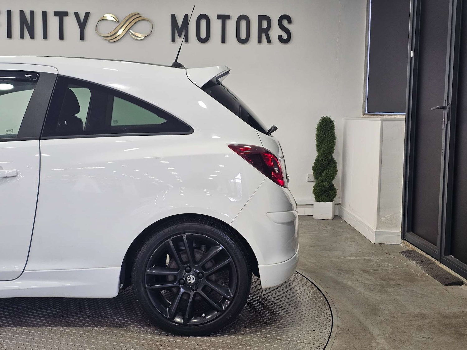 Used Vauxhall Corsa 2013 for sale - 77053038: Photo 22