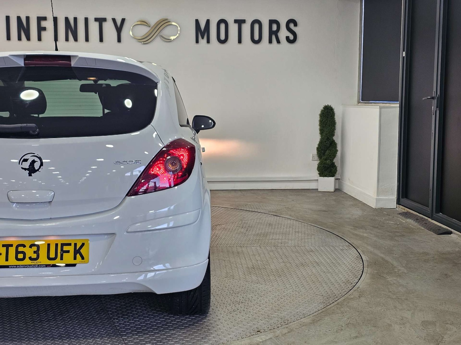 Used Vauxhall Corsa 2013 for sale - 77053038: Photo 30