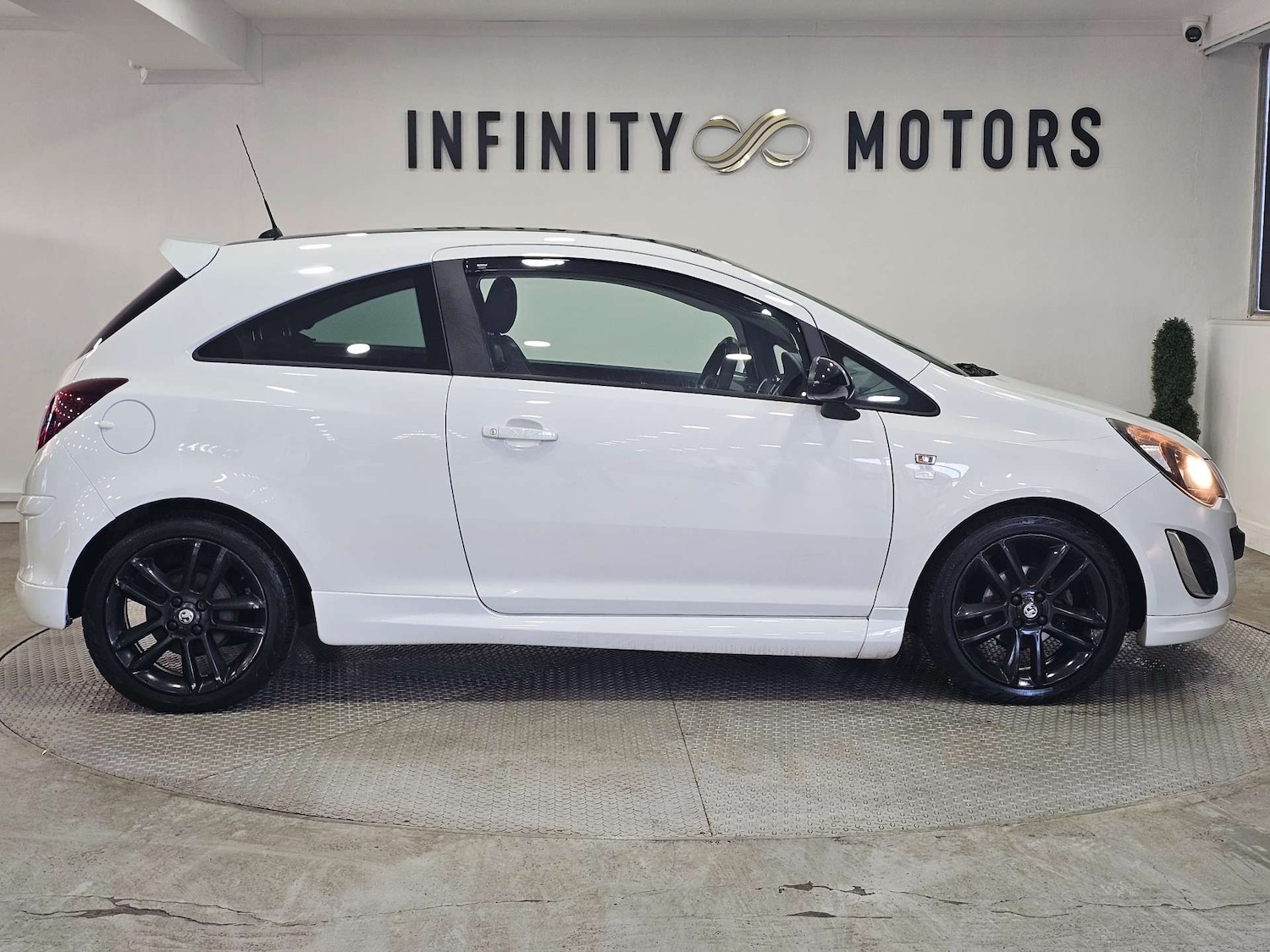 Used Vauxhall Corsa 2013 for sale - 77053038: Photo 34