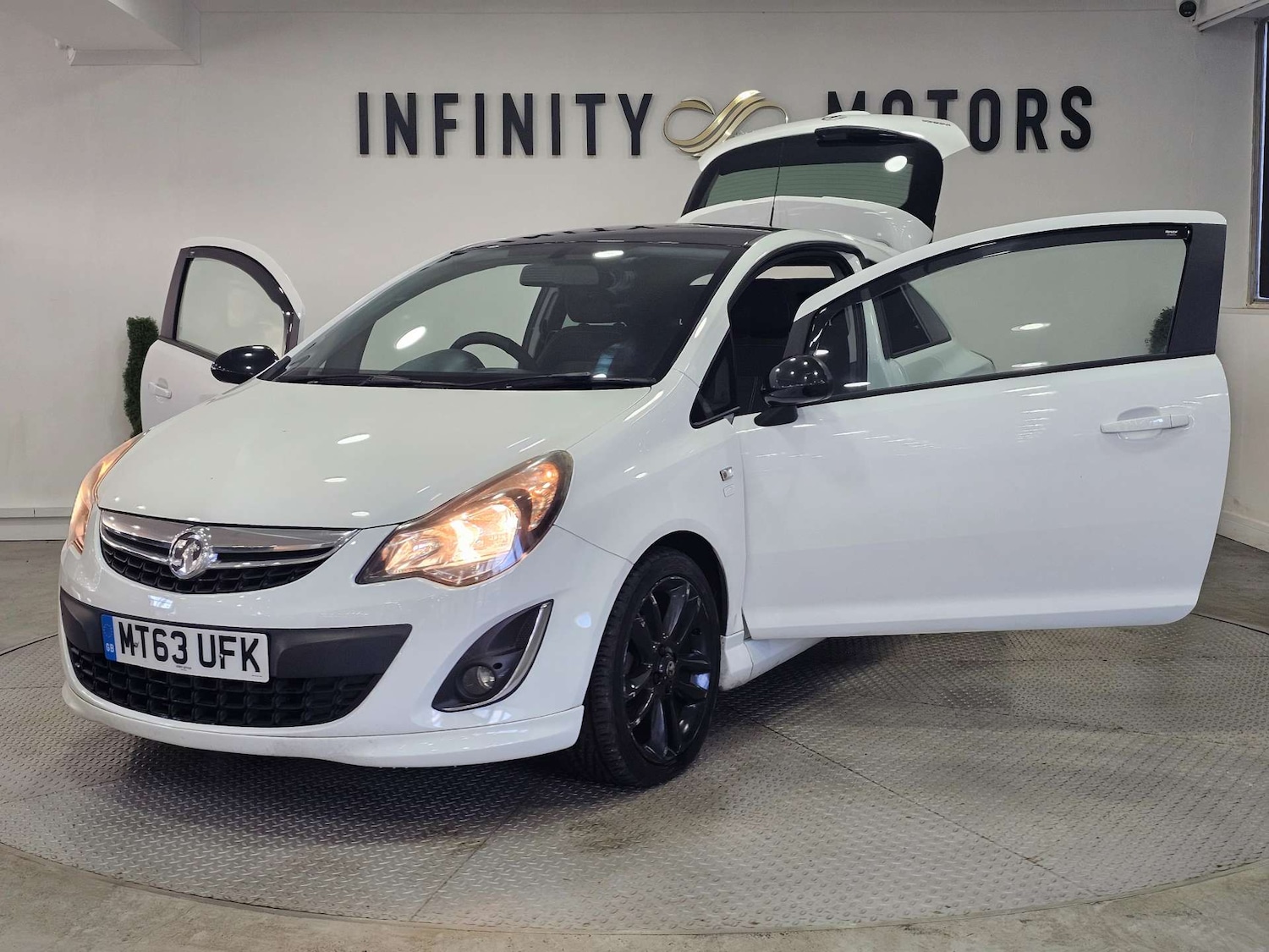 Used Vauxhall Corsa 2013 for sale - 77053038: Photo 44