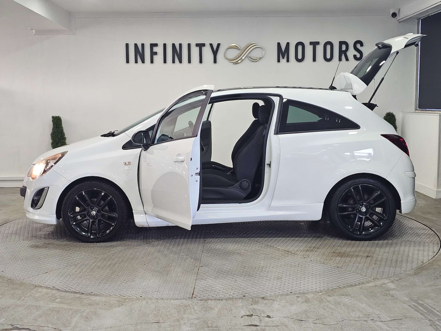 Used Vauxhall Corsa 2013 for sale - 77053038: Photo 45