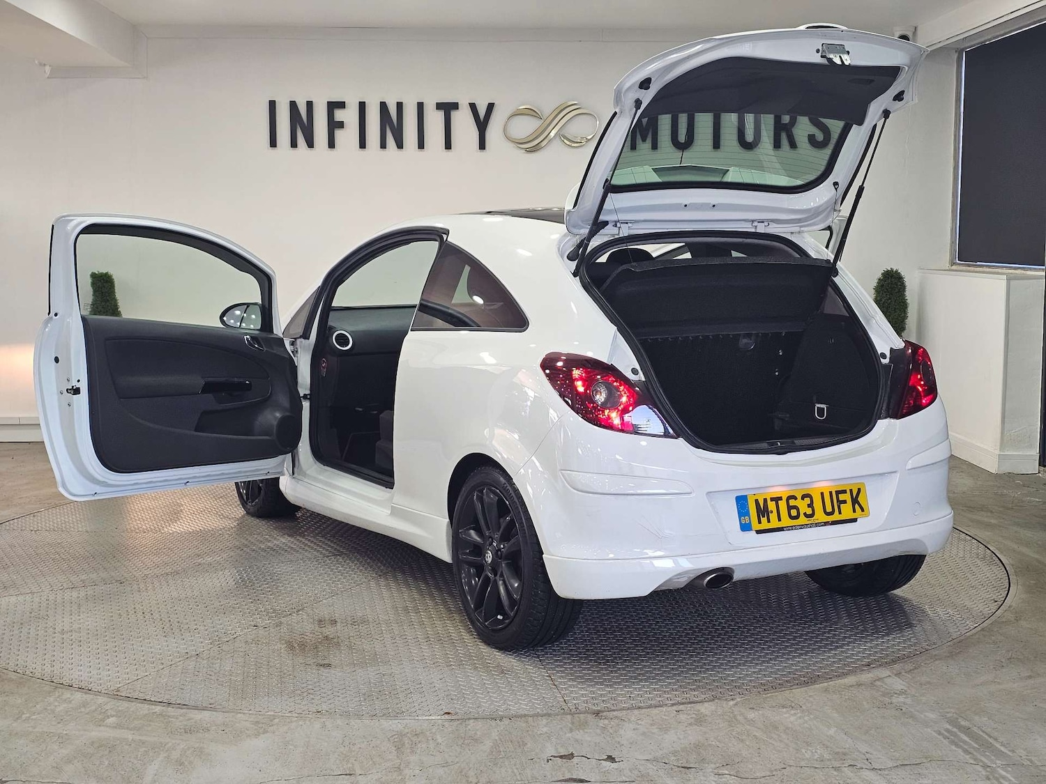 Used Vauxhall Corsa 2013 for sale - 77053038: Photo 46