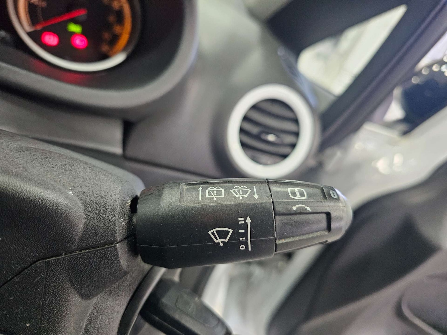 Used Vauxhall Corsa 2013 for sale - 77053038: Photo 54