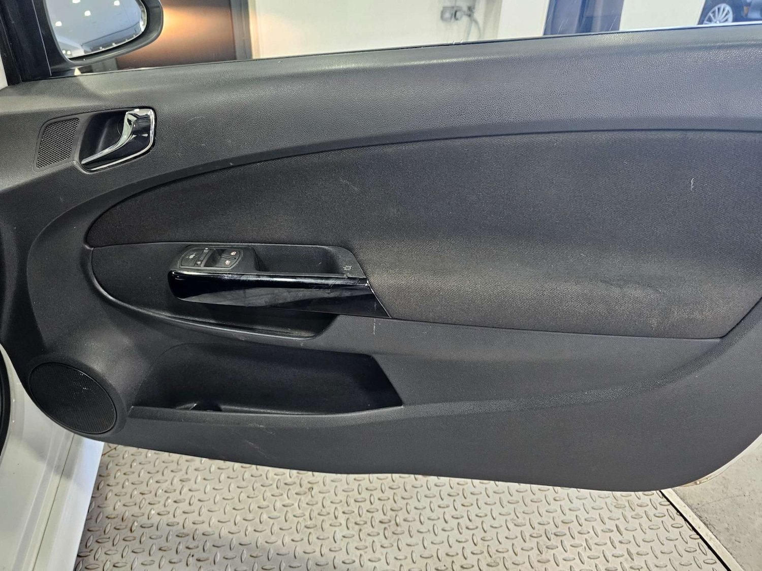 Used Vauxhall Corsa 2013 for sale - 77053038: Photo 65