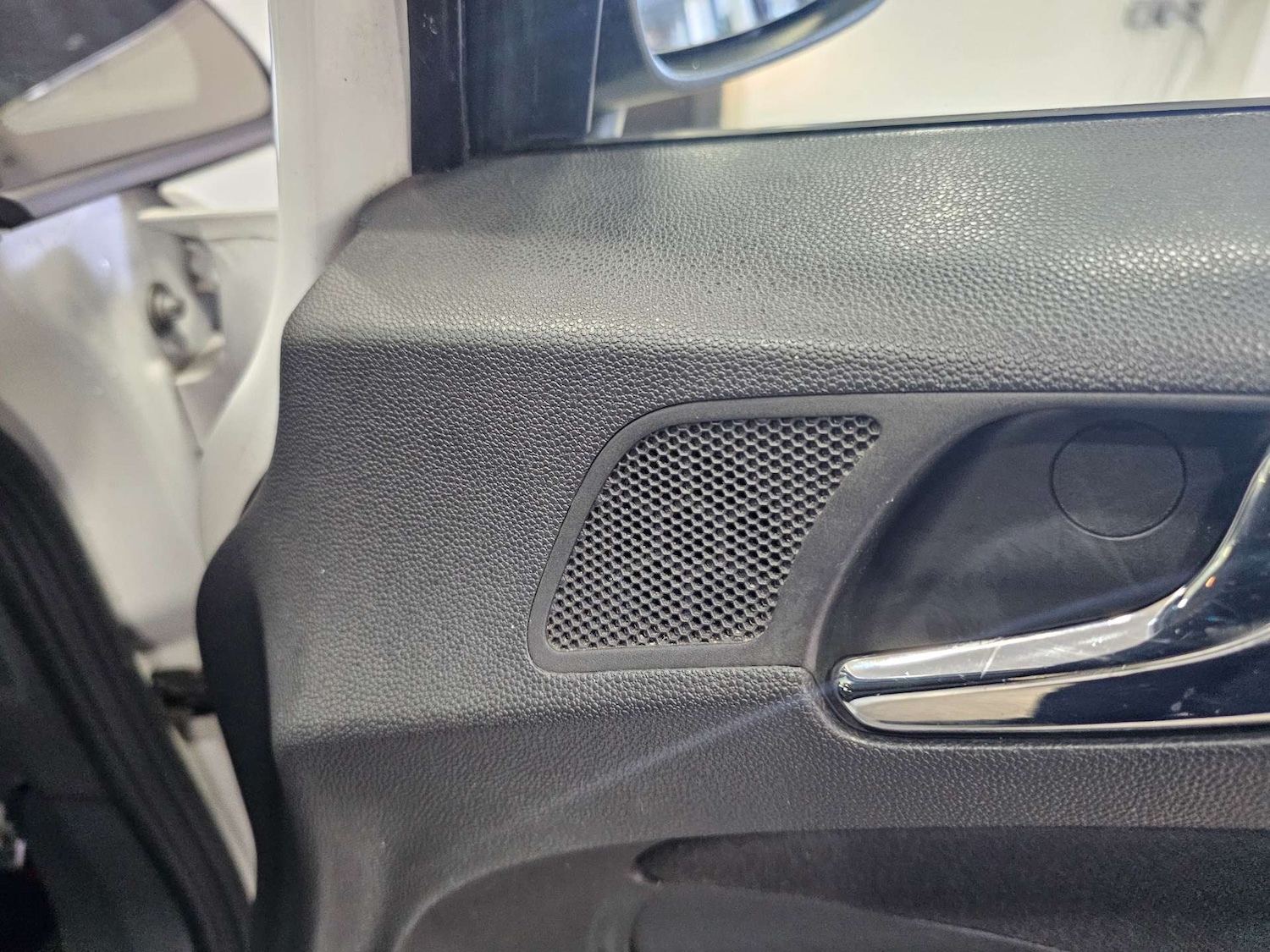 Used Vauxhall Corsa 2013 for sale - 77053038: Photo 66