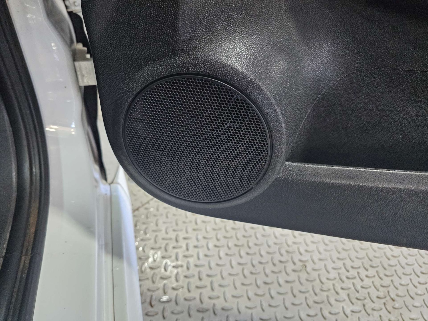 Used Vauxhall Corsa 2013 for sale - 77053038: Photo 68