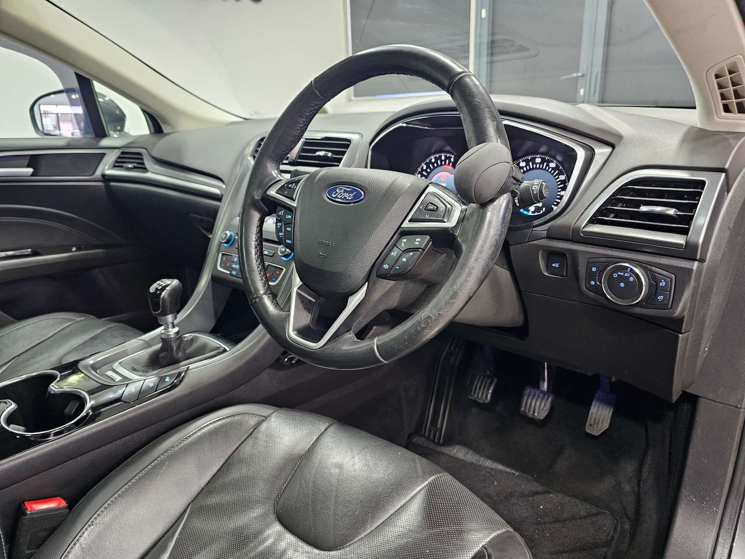 Used Ford Mondeo 2015 for sale - 77022338: Photo 13