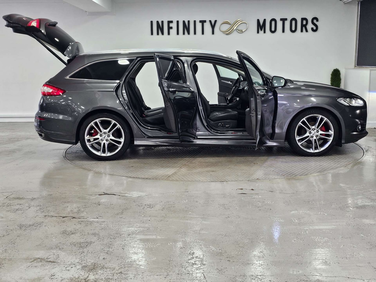 Used Ford Mondeo 2015 for sale - 77022338: Photo 42