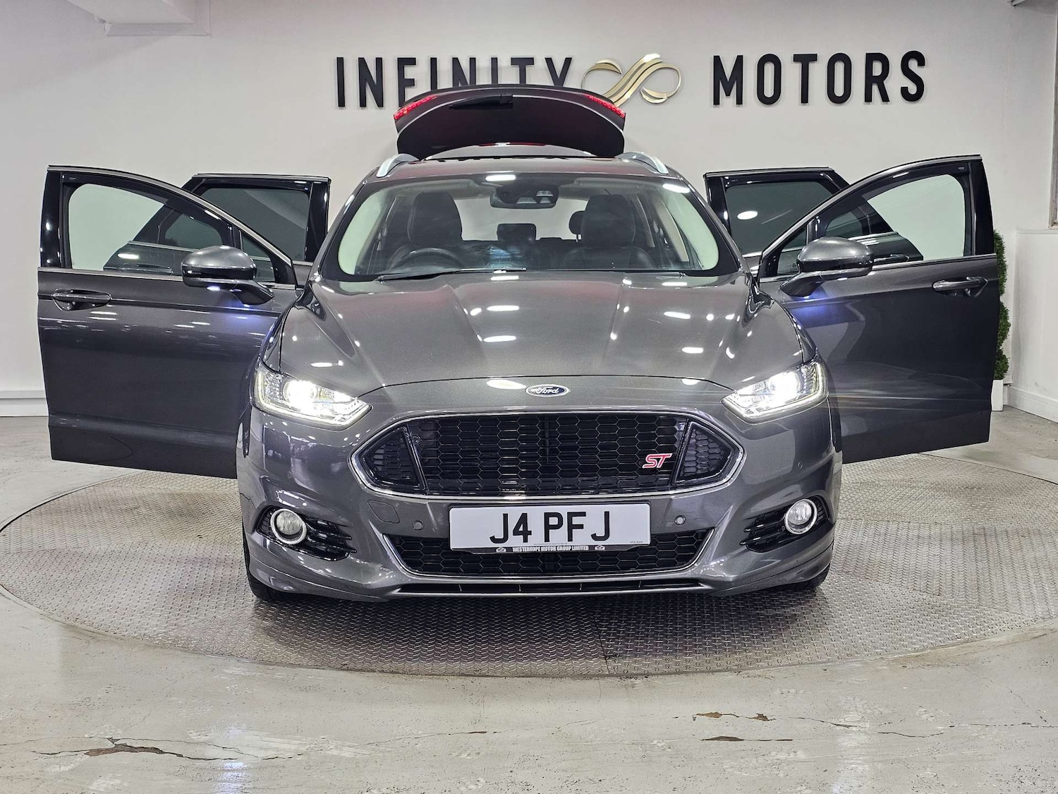 Used Ford Mondeo 2015 for sale - 77022338: Photo 44