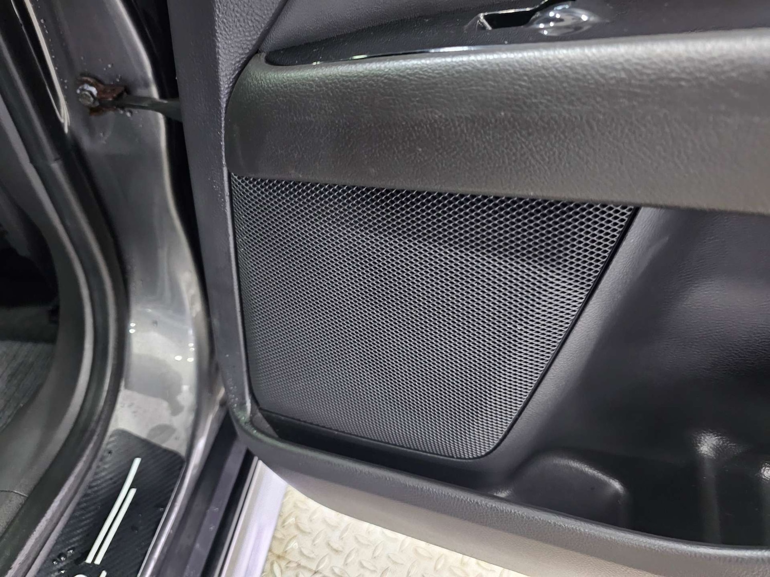 Used Ford Mondeo 2015 for sale - 77022338: Photo 81