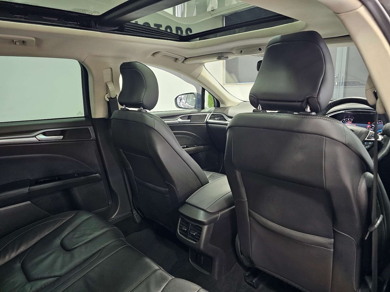 Used Ford Mondeo 2015 for sale - 77022338: Photo 83