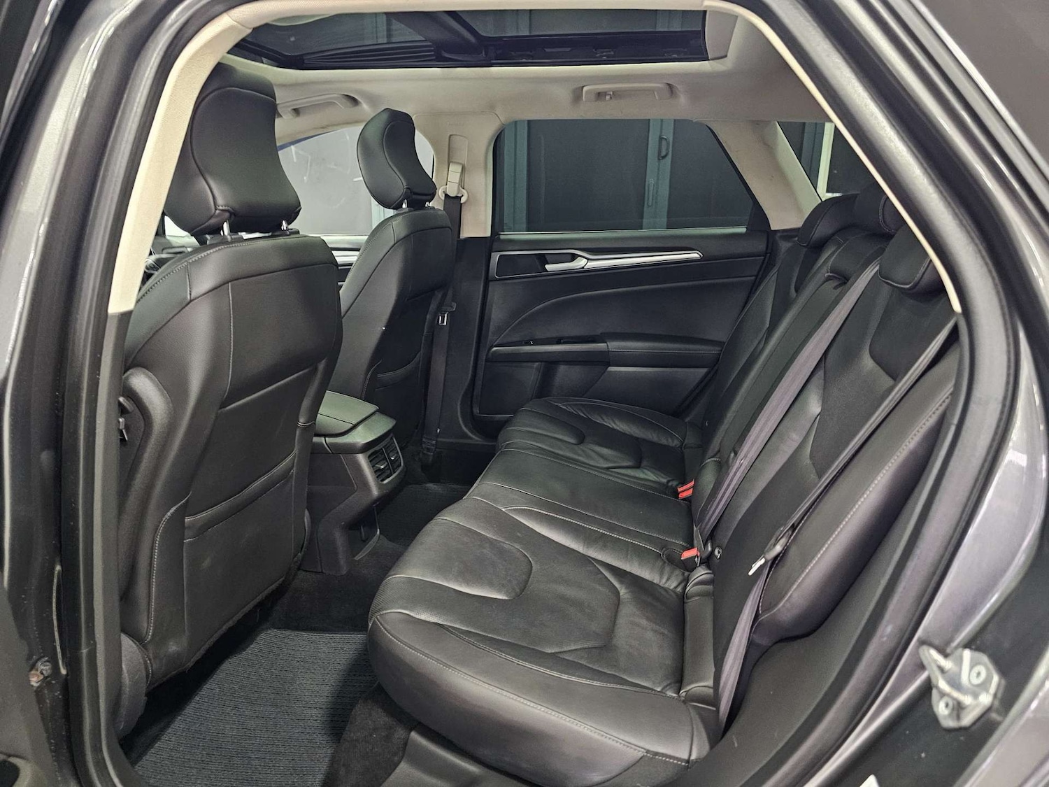 Used Ford Mondeo 2015 for sale - 77022338: Photo 89