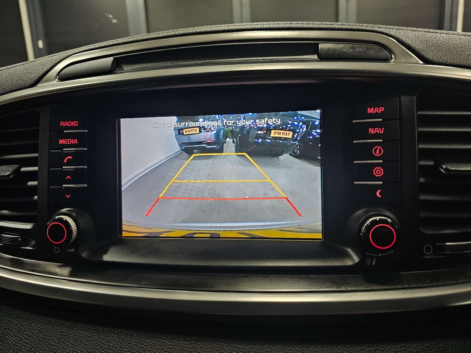 Used Kia Sorento 2018 for sale - 76972447: Photo 2