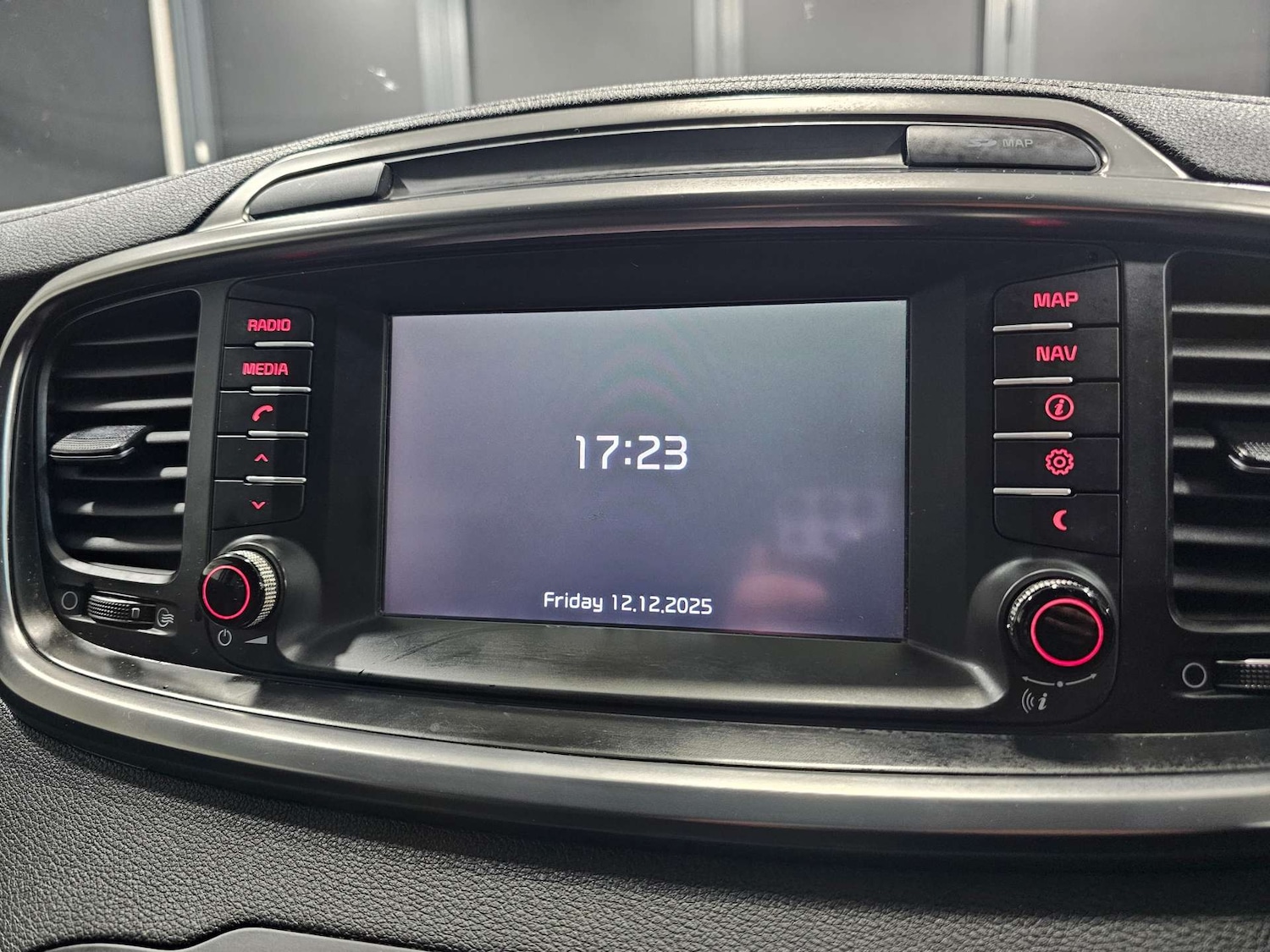 Used Kia Sorento 2018 for sale - 76972447: Photo 33