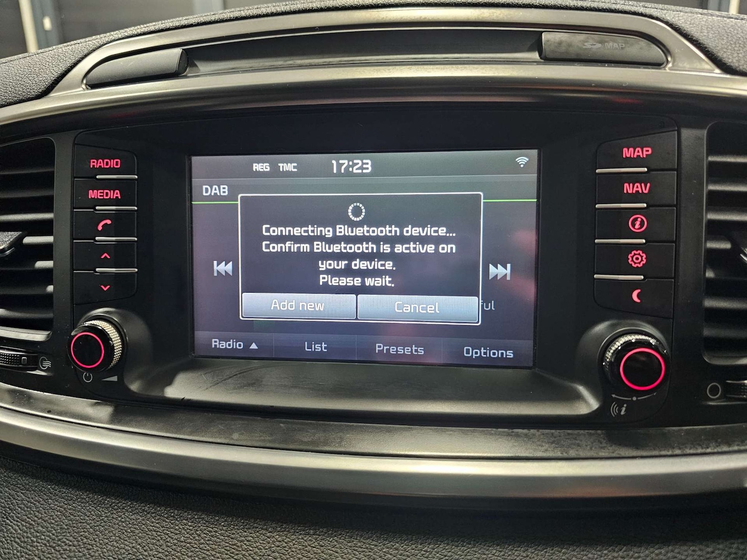 Used Kia Sorento 2018 for sale - 76972447: Photo 61