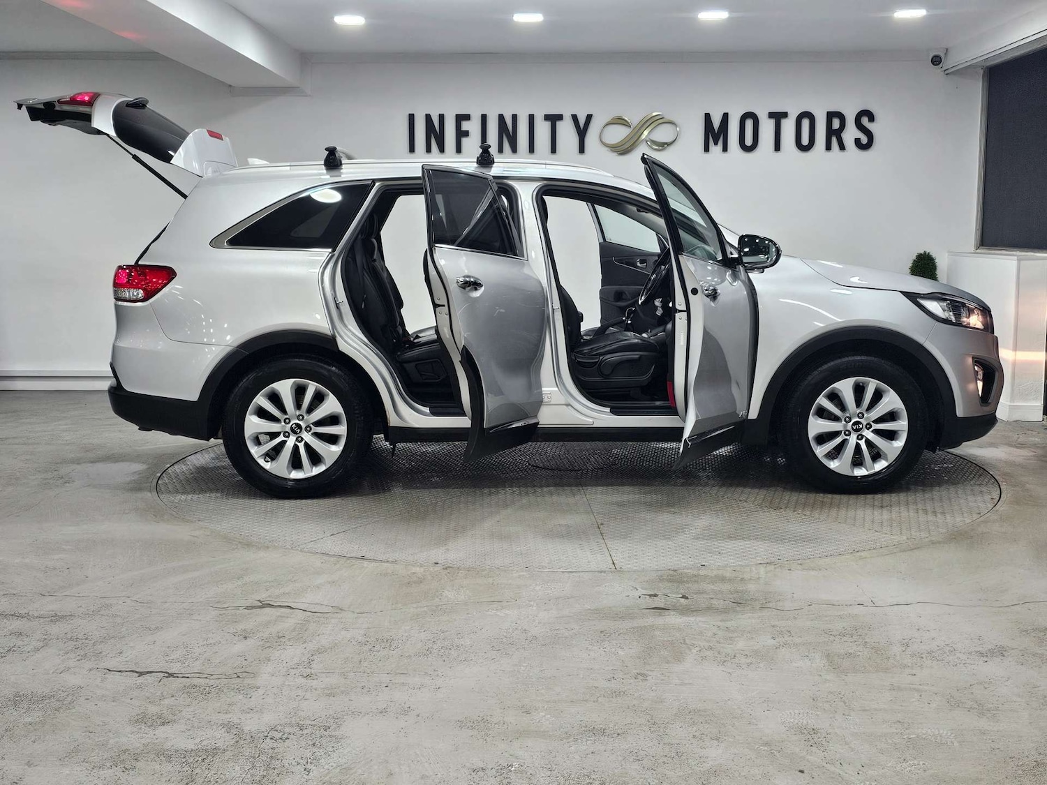 Used Kia Sorento 2018 for sale - 76972447: Photo 64