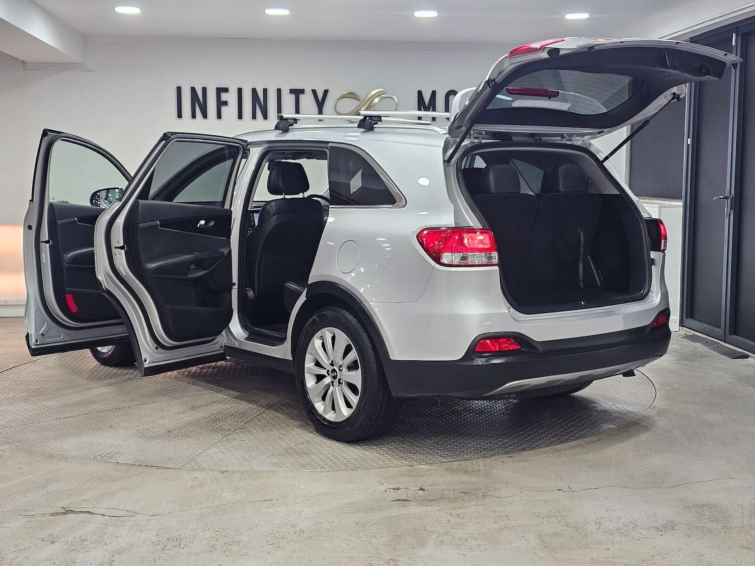 Used Kia Sorento 2018 for sale - 76972447: Photo 95