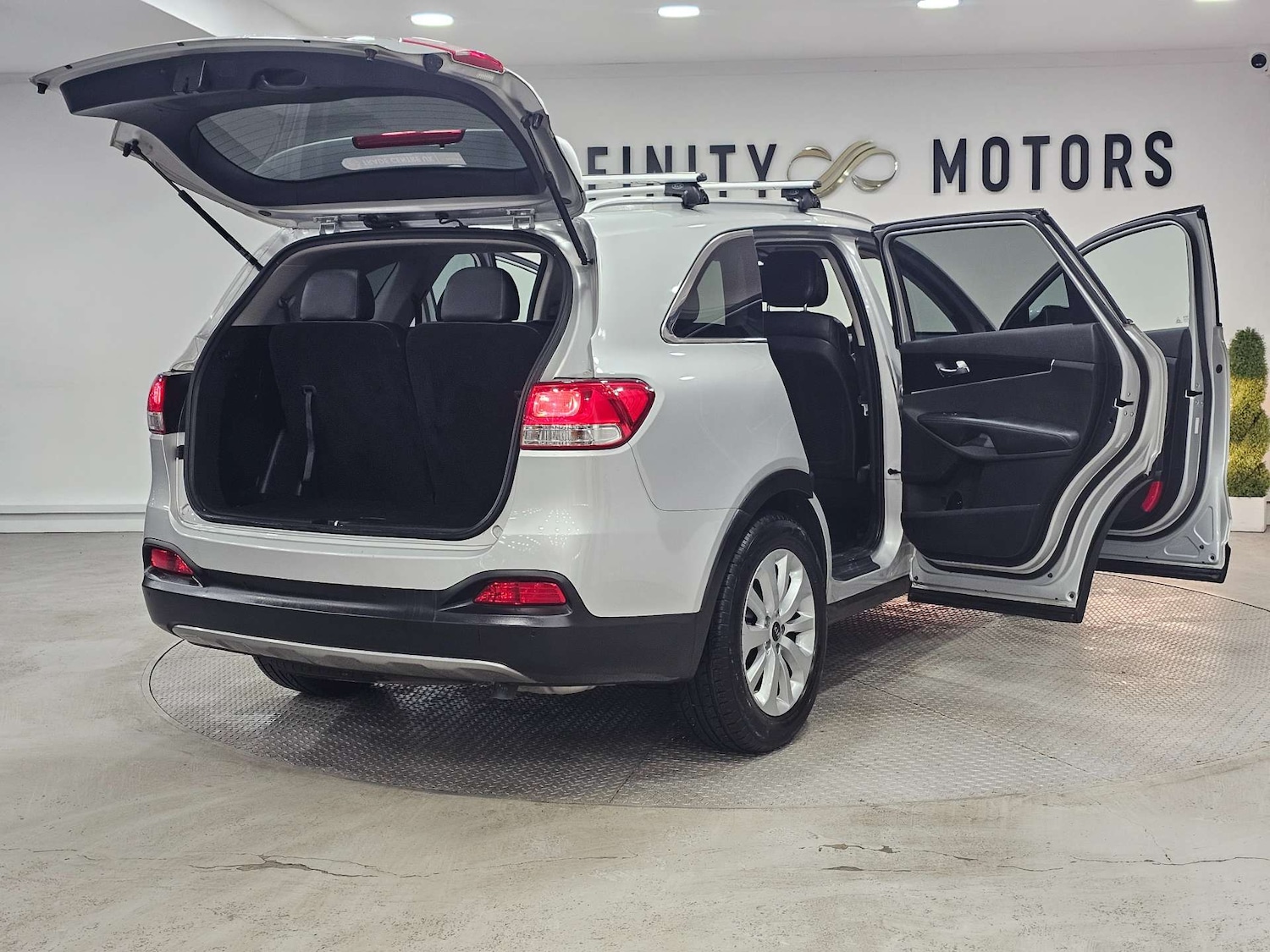 Used Kia Sorento 2018 for sale - 76972447: Photo 97