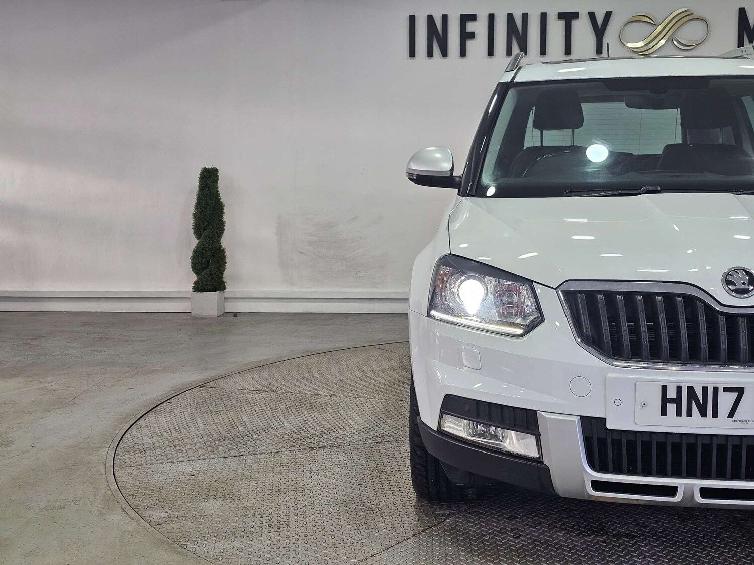 Used Skoda Yeti 2017 for sale - 77998573: Photo 4