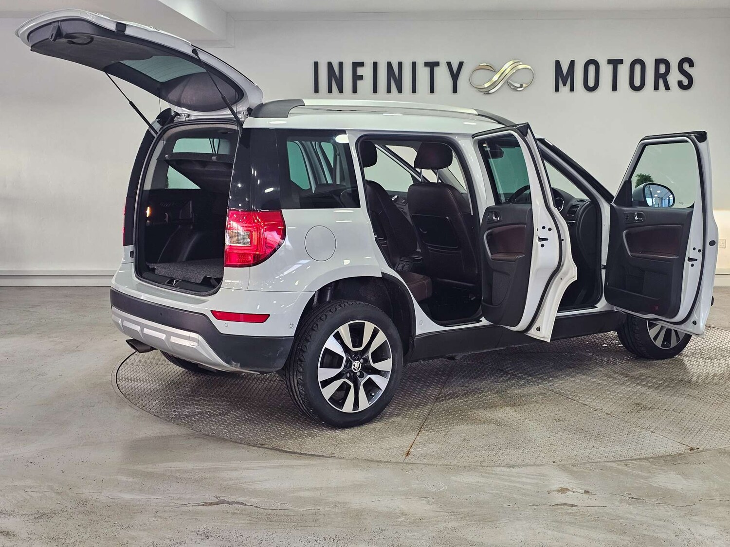 Used Skoda Yeti 2017 for sale - 77998573: Photo 55