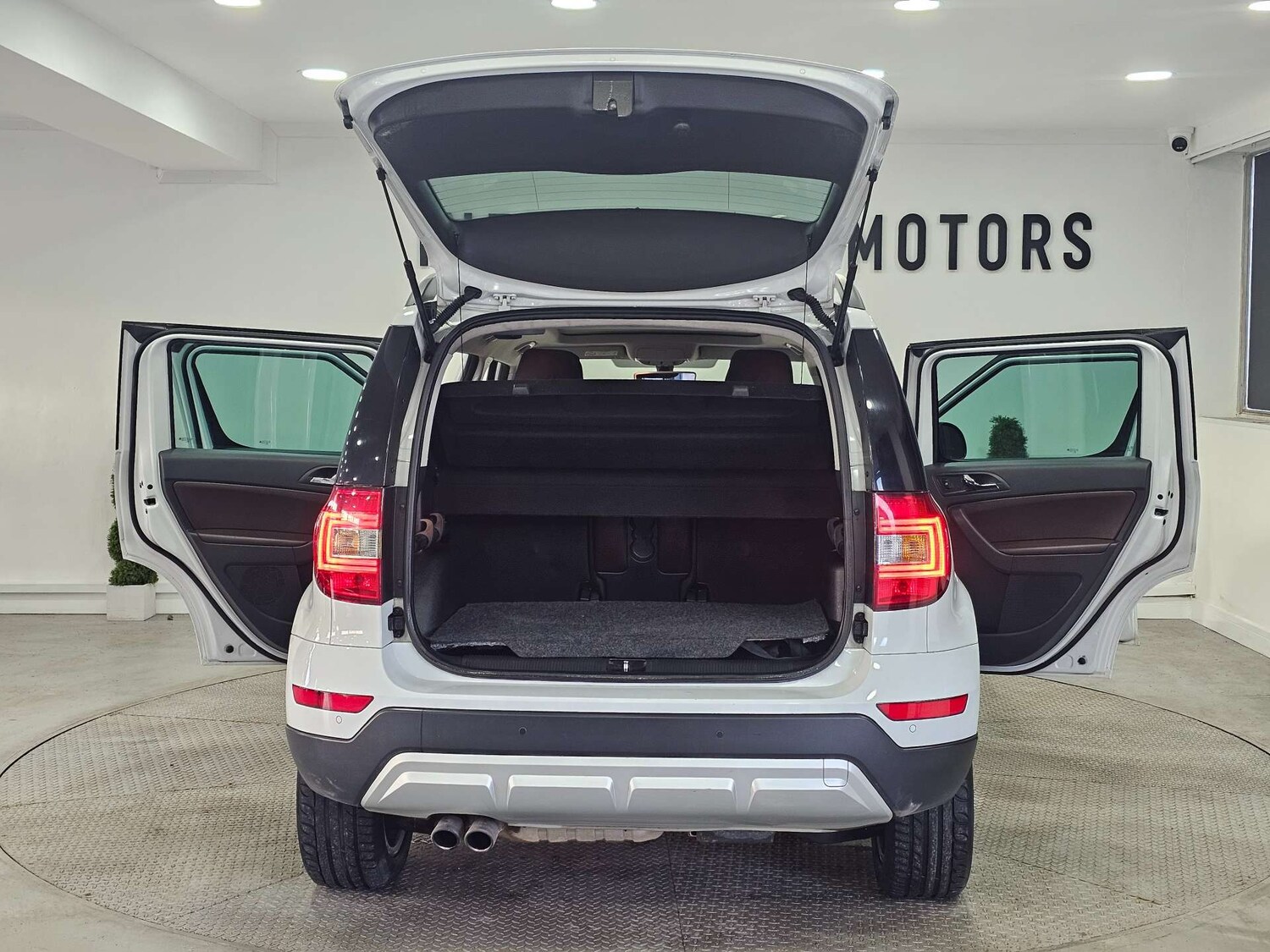 Used Skoda Yeti 2017 for sale - 77998573: Photo 56