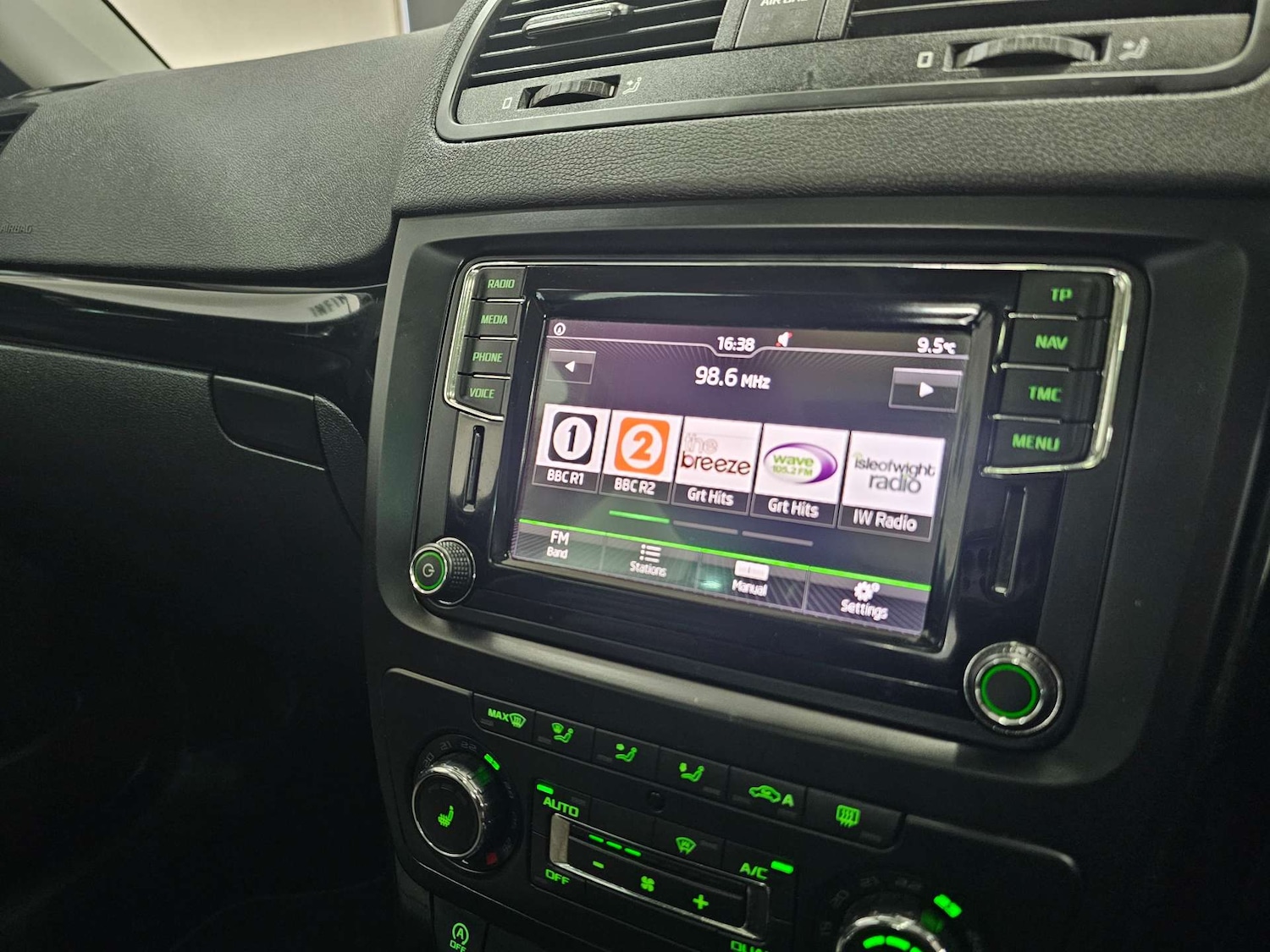 Used Skoda Yeti 2017 for sale - 77998573: Photo 71