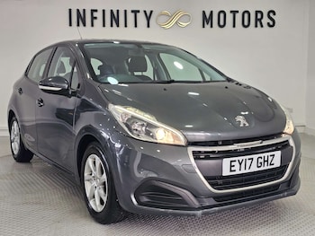 Used Peugeot 208 2017 for sale - 79044731: Photo