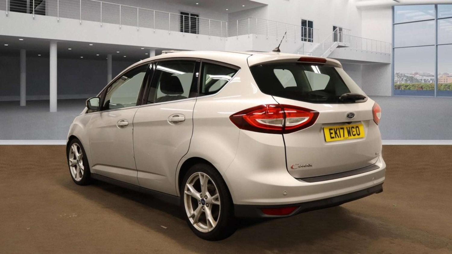 Used Ford C-Max 2017 for sale - 76972489: Photo 4