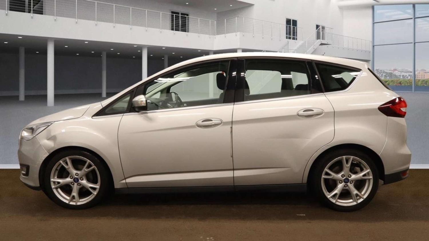 Used Ford C-Max 2017 for sale - 76972489: Photo 8