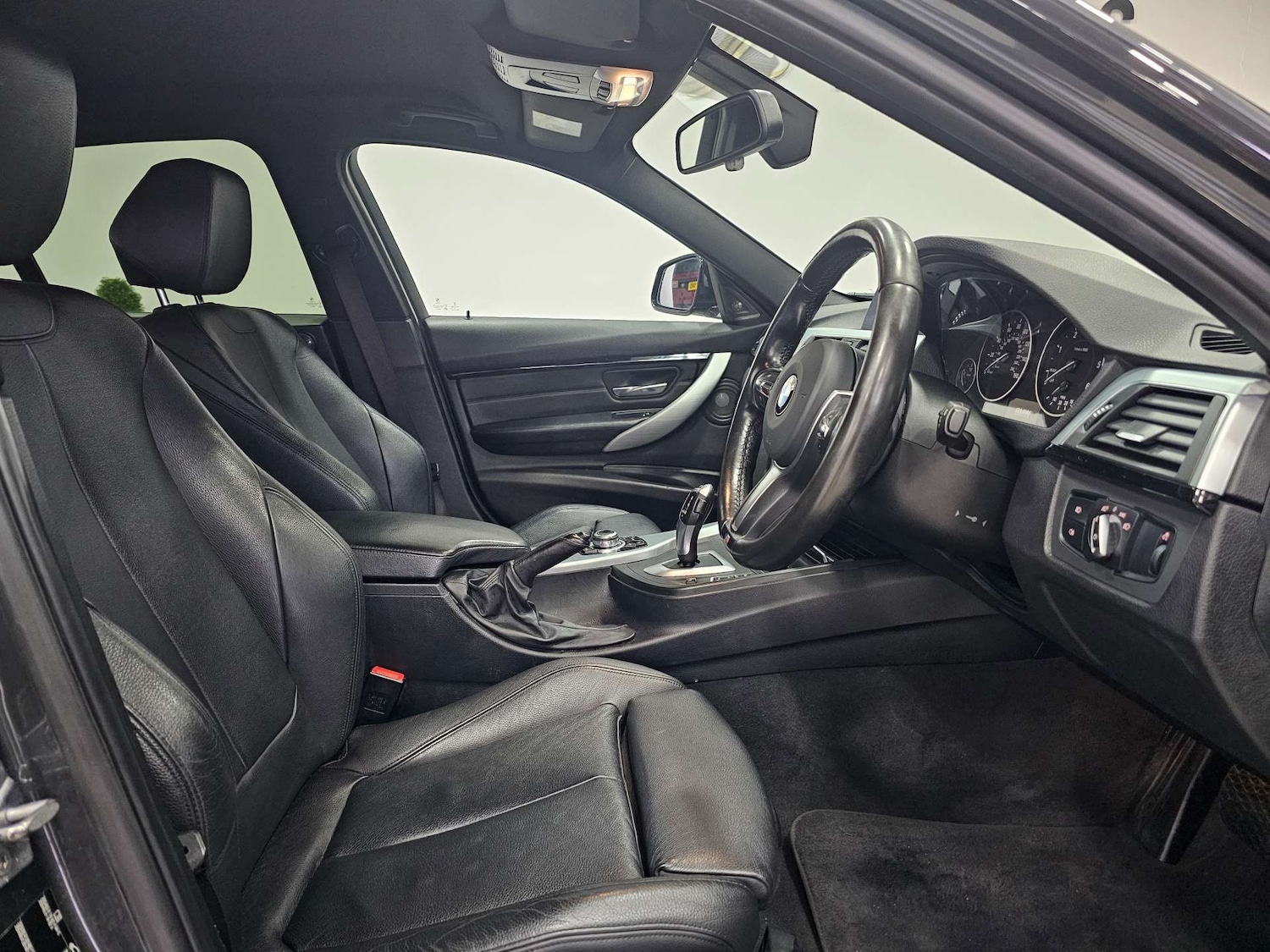 Used BMW 3 Series 2016 for sale - 78011955: Photo 3