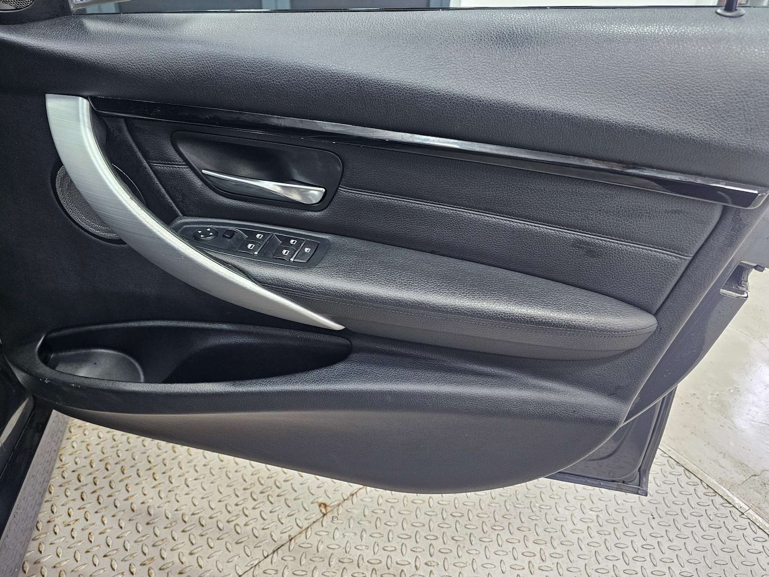 Used BMW 3 Series 2016 for sale - 78011955: Photo 30