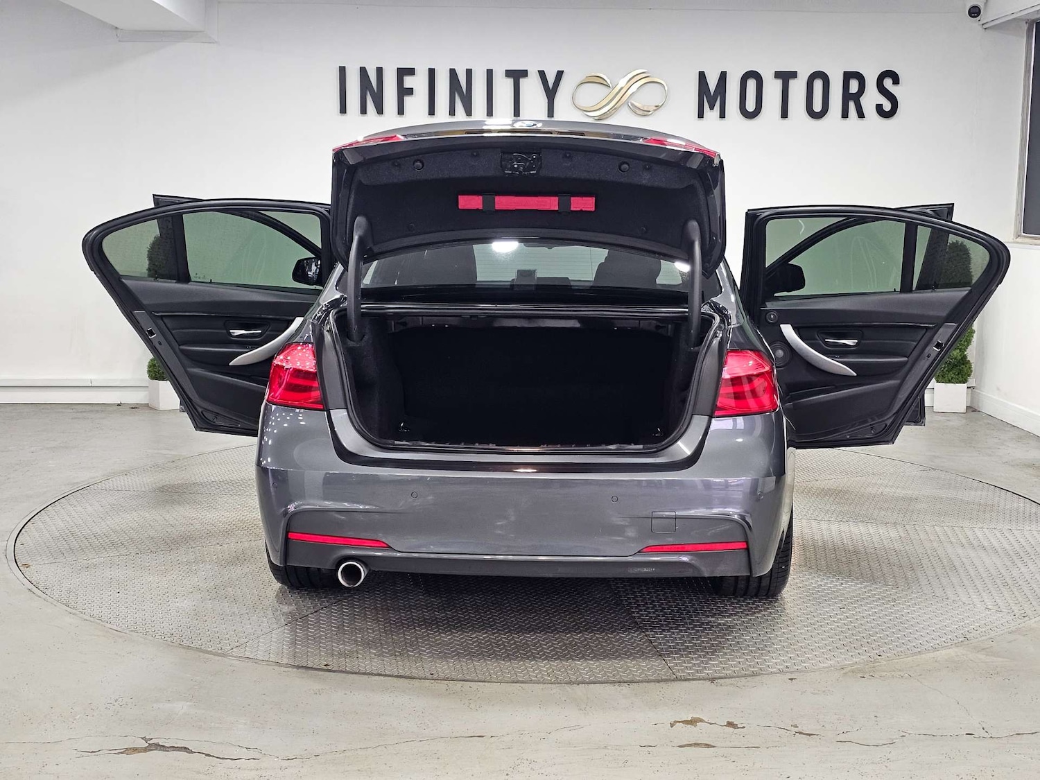 Used BMW 3 Series 2016 for sale - 78011955: Photo 46