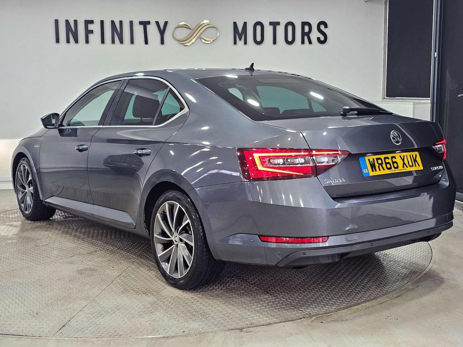 Used Skoda Superb 2016 for sale - 76972405: Photo 27