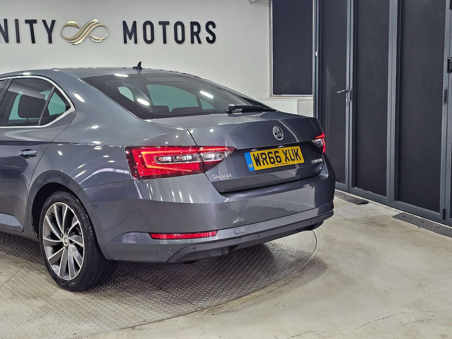 Used Skoda Superb 2016 for sale - 76972405: Photo 28