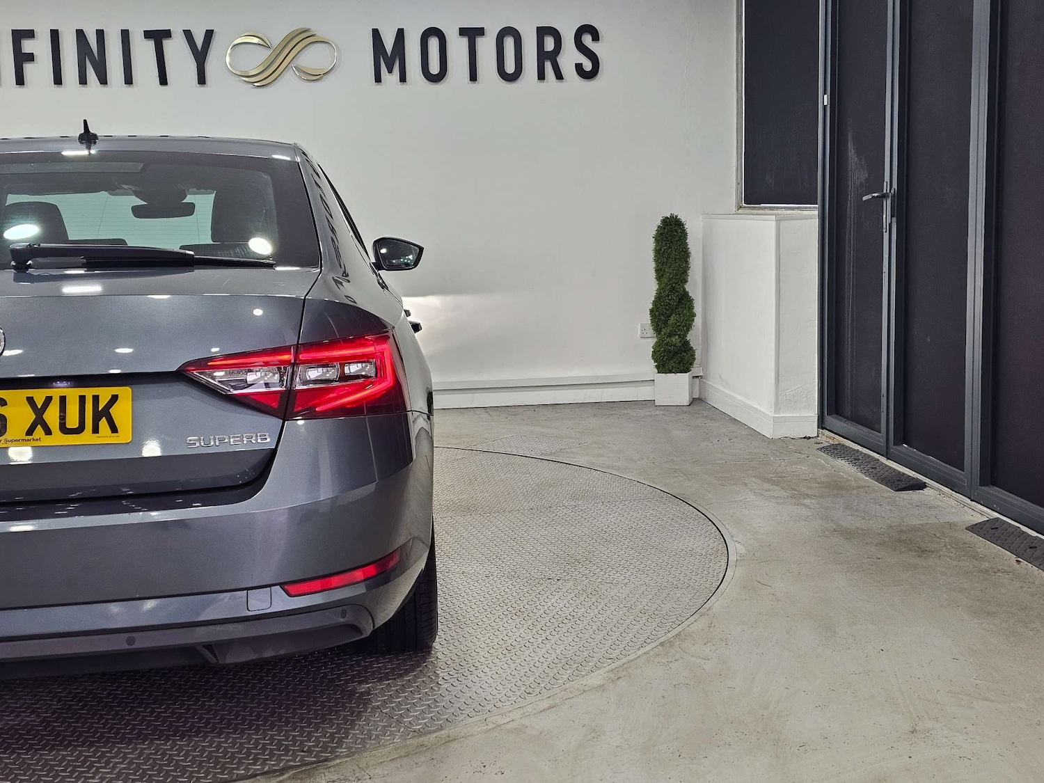 Used Skoda Superb 2016 for sale - 76972405: Photo 30