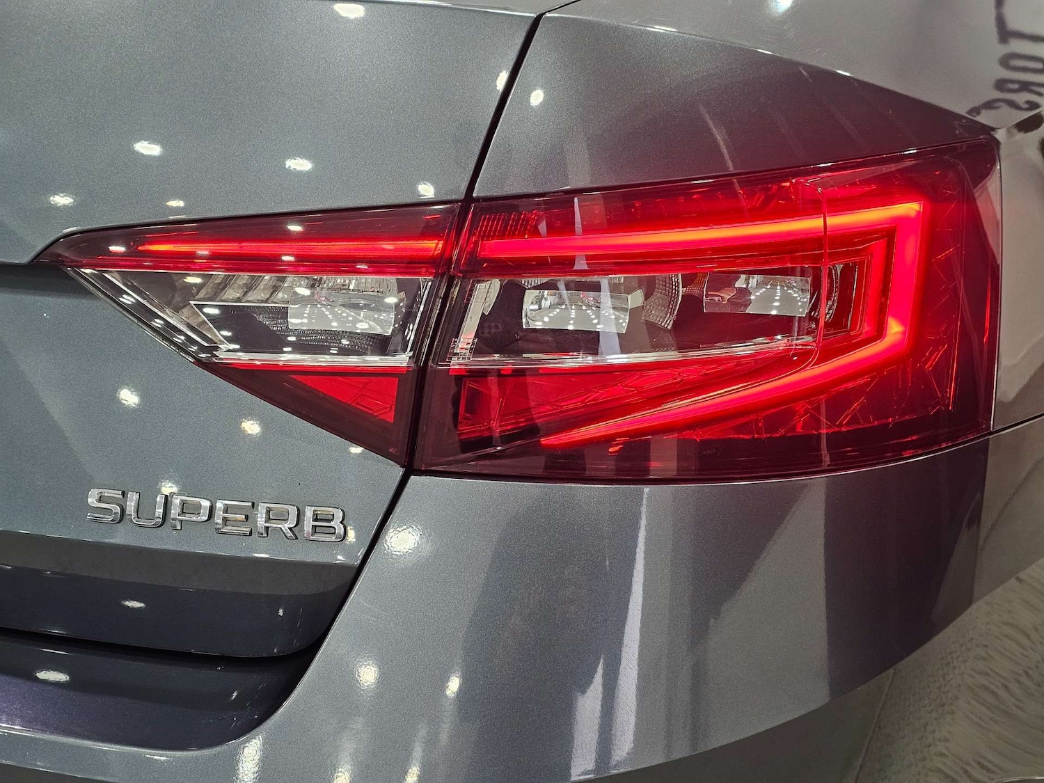 Used Skoda Superb 2016 for sale - 76972405: Photo 32