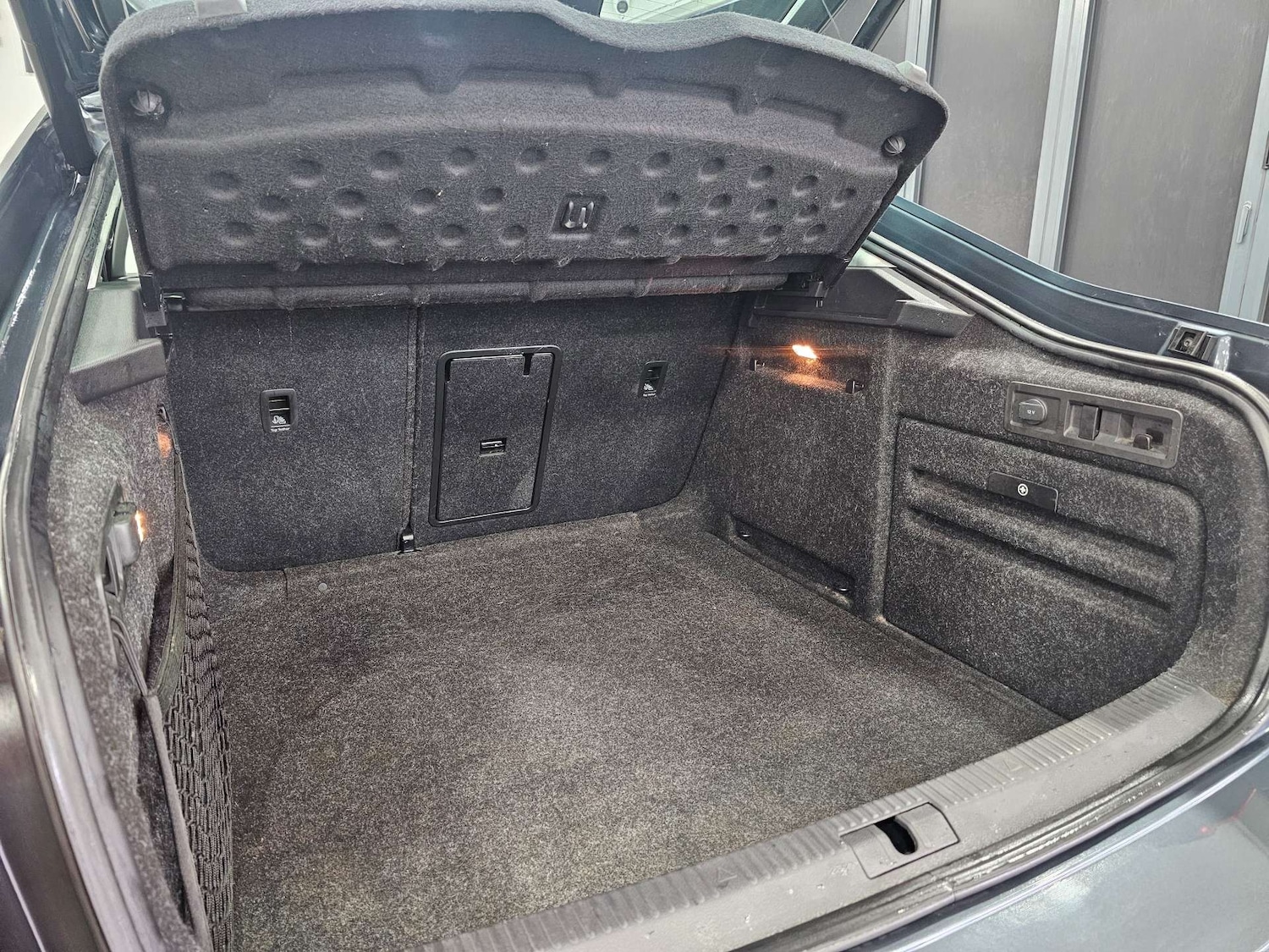 Used Skoda Superb 2016 for sale - 76972405: Photo 52