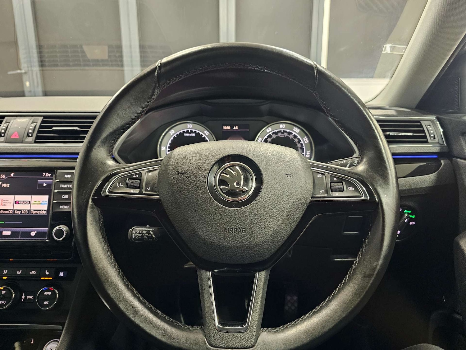 Used Skoda Superb 2016 for sale - 76972405: Photo 60