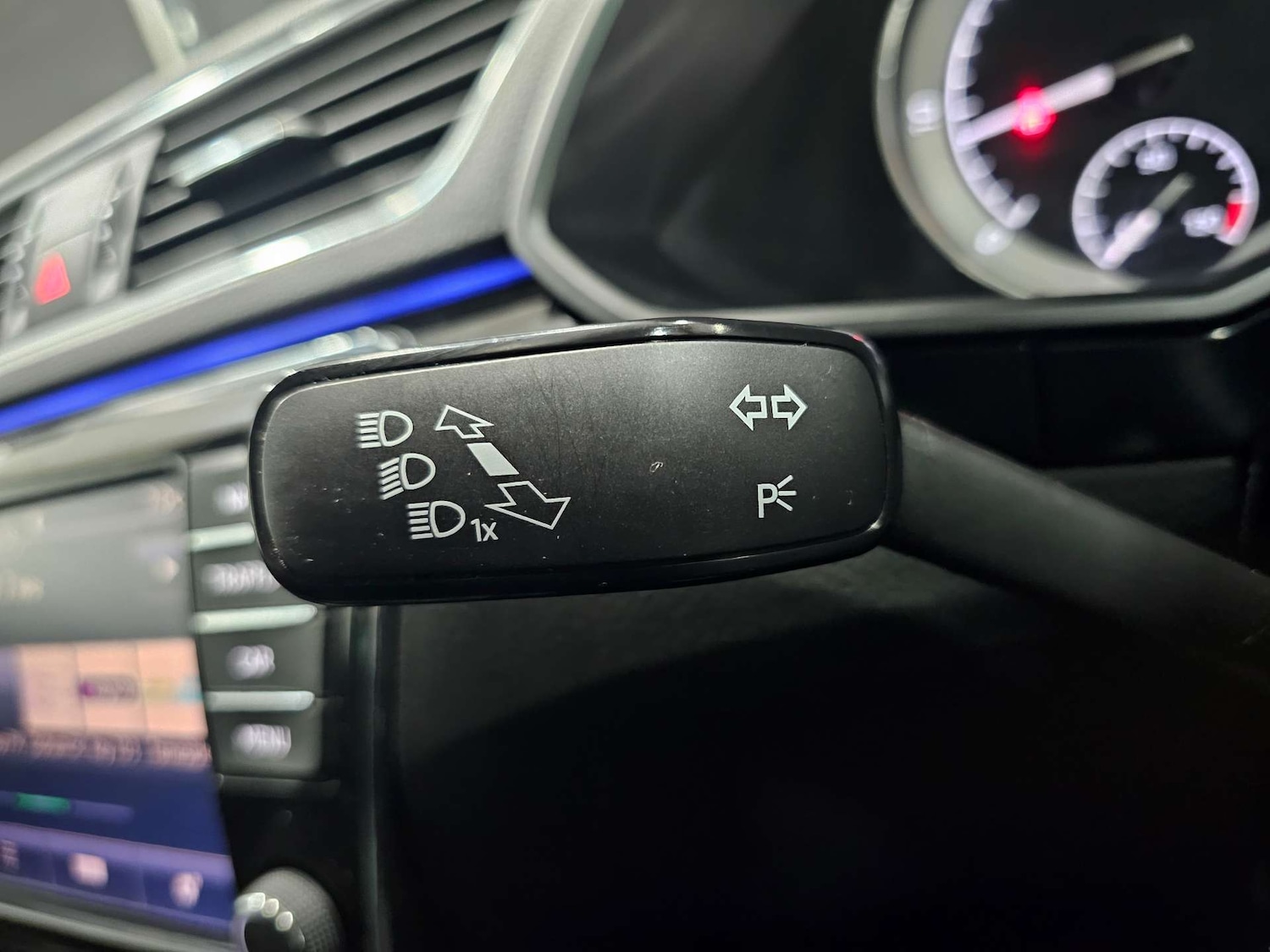 Used Skoda Superb 2016 for sale - 76972405: Photo 64