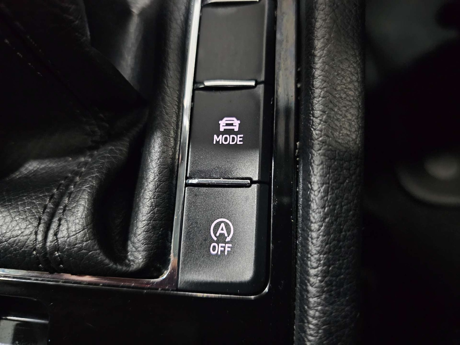 Used Skoda Superb 2016 for sale - 76972405: Photo 71