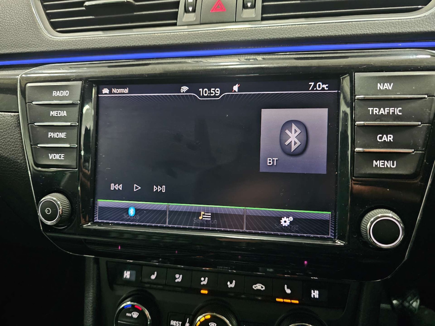 Used Skoda Superb 2016 for sale - 76972405: Photo 73