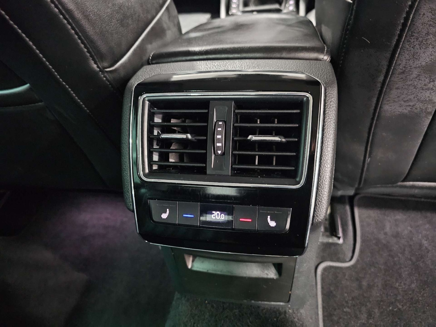 Used Skoda Superb 2016 for sale - 76972405: Photo 86