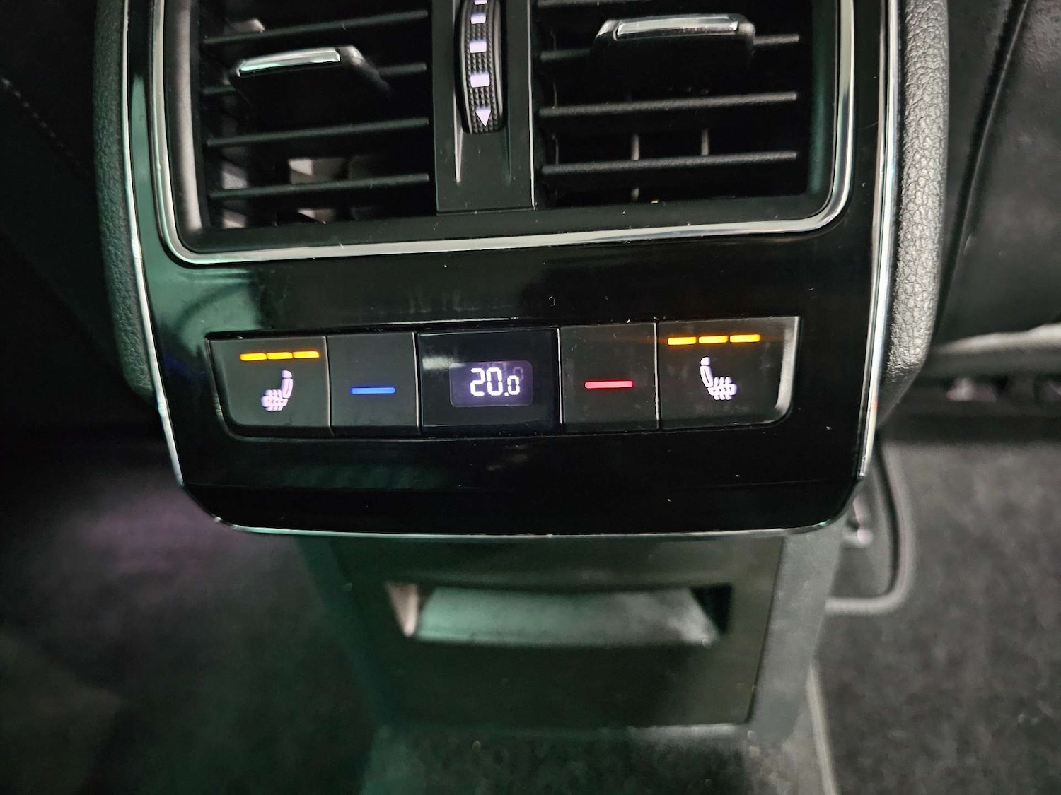 Used Skoda Superb 2016 for sale - 76972405: Photo 87