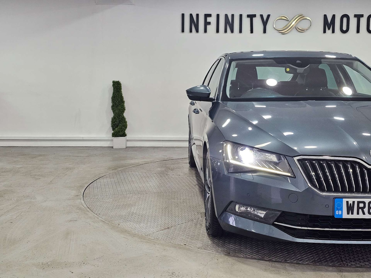 Used Skoda Superb 2016 for sale - 76972405: Photo 9